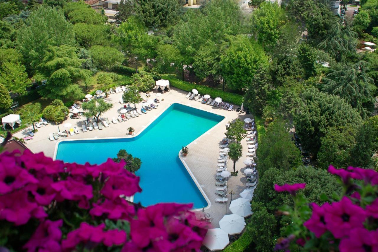 Hotel Internazionale Terme Abano Terme Exterior photo
