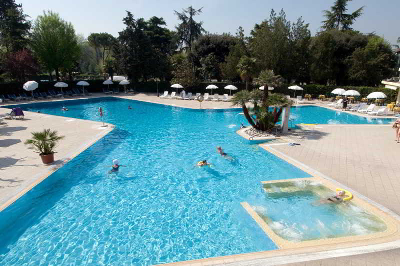 Hotel Internazionale Terme Abano Terme Exterior photo