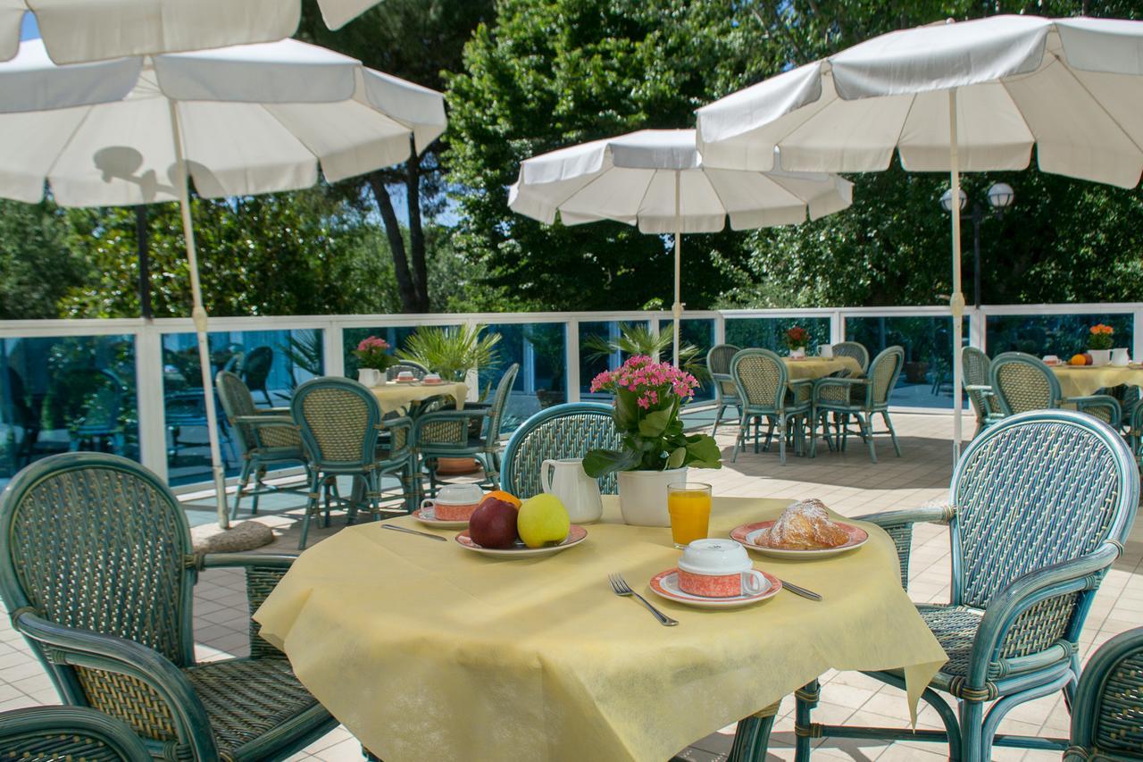 Hotel Internazionale Terme Abano Terme Exterior photo