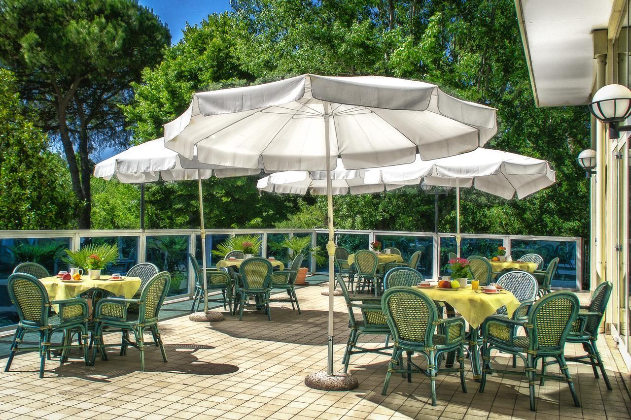 Hotel Internazionale Terme Abano Terme Exterior photo